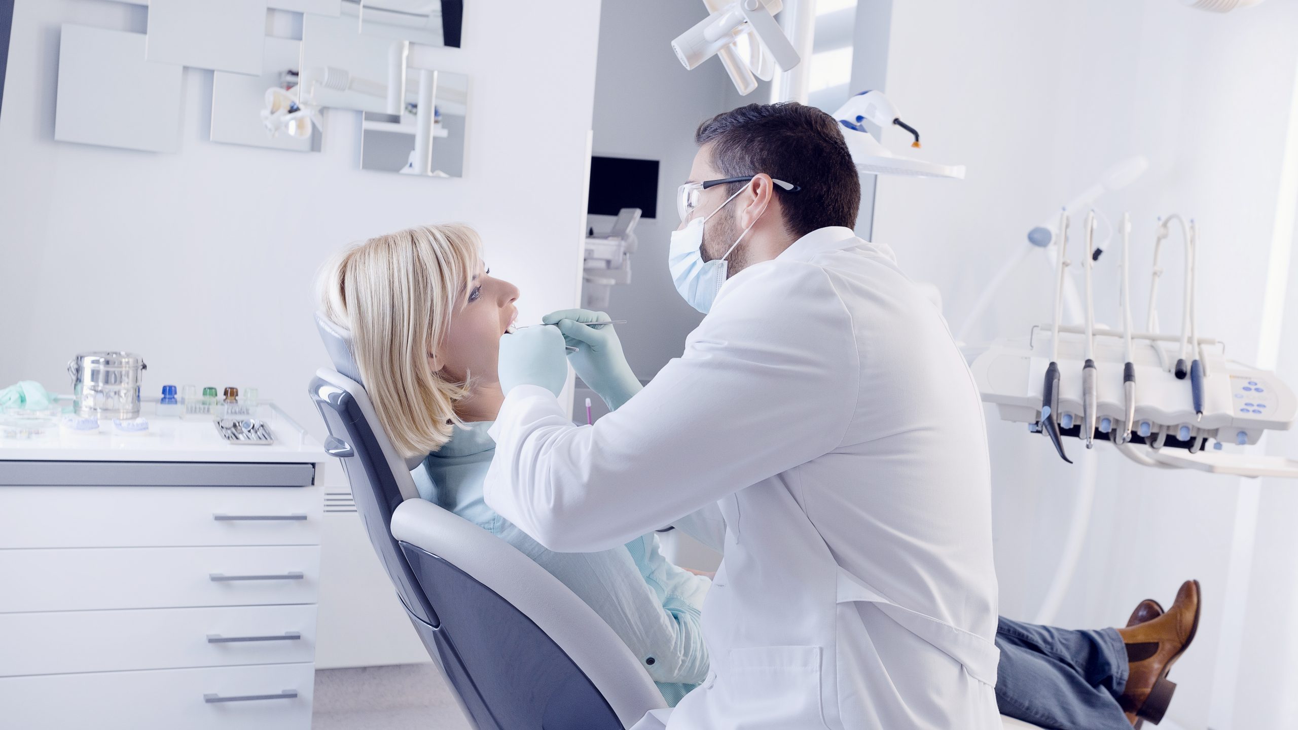 Dentist in Valencia, CA